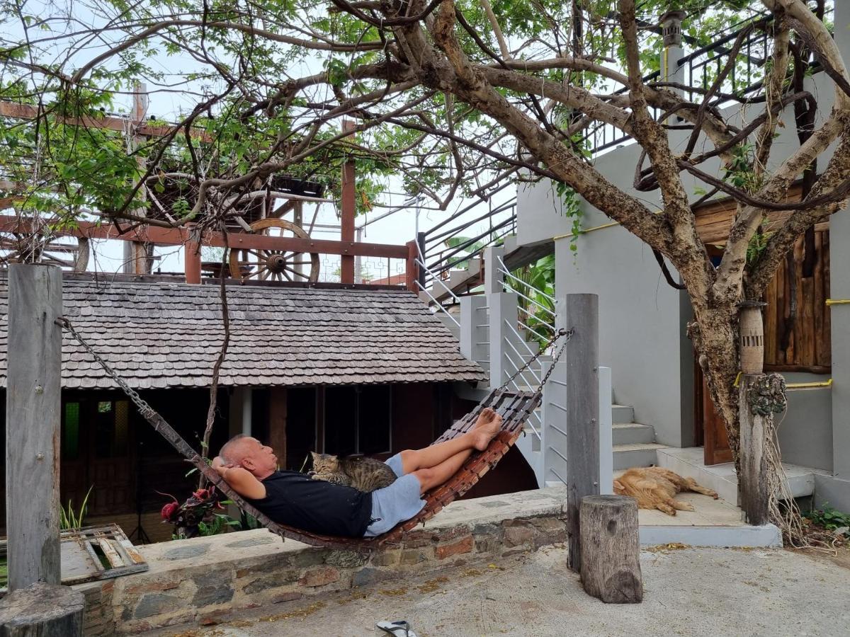 Hello Sichang Bungalow Koh Sichang Exterior foto